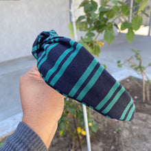 Load image into Gallery viewer, Hm Knotted Headband