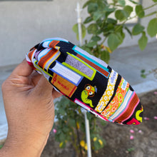 Load image into Gallery viewer, Books Knotted Headband