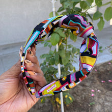 Load image into Gallery viewer, Books Knotted Headband