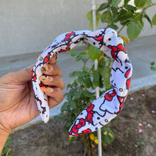 Load image into Gallery viewer, Hk Knotted Headband