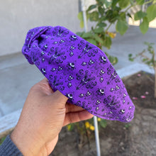 Load image into Gallery viewer, Hm Knotted Headband